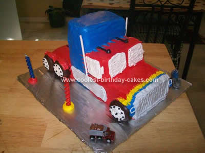Transformers Birthday Cake on Coolest 18 Wheeler Transformers Birthday Cake 32 21350738 Jpg