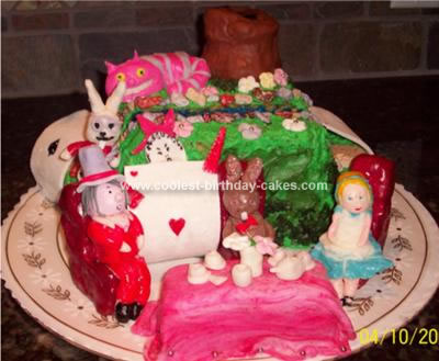 Fondant Birthday Cakes on Homemade Alice In Wonderland Tea Party Cake