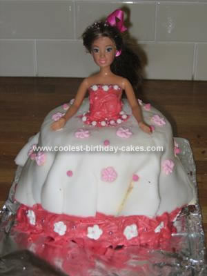 Barbie Birthday Cake on Coolest Barbie Birthday Cake 196