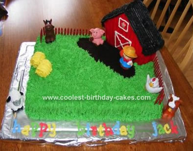 Farm Animal Birthday Party on Barnyard Cakes