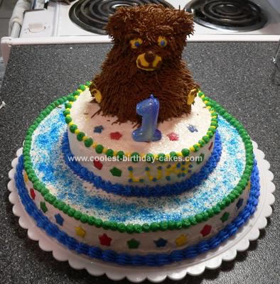 I made this Beary First Birthday Cake for my friend's little boy's first 