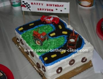 Cars Birthday Cakes on Disney Cars Cake Featuring Lightening Mcqueen Cake On Pinterest