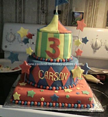 Circus Birthday Cakes on Homemade Circus Tent Birthday Cake