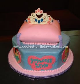 Princess Birthday Cakes on Princess Tiara Crown Cake On A Pillow