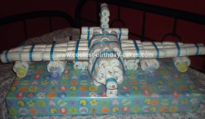 Pictures Diaper Cakes on Packs Of Diapers For About 120 Diapers To Complete This Diaper Cake