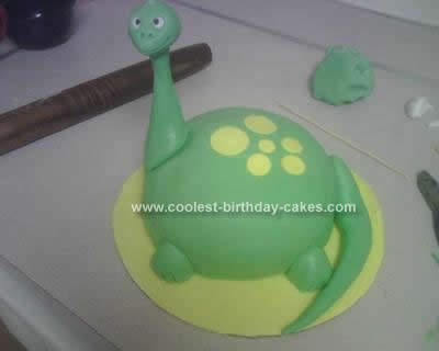 Dinosaur Birthday Cakes on Coolest Dinosaur Birthday Cake 102 21368560 Jpg