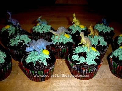 Dinosaur Birthday Cake on Coolest Dinosaur Cupcakes 57