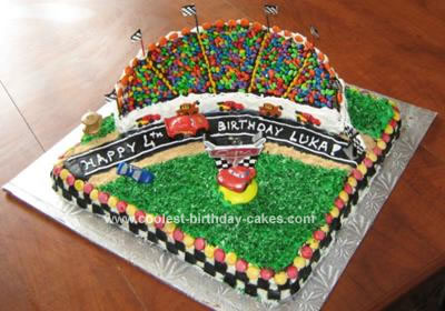 Lightning Mcqueen Birthday Cake on Disney Cars Birthday Cakes Photos