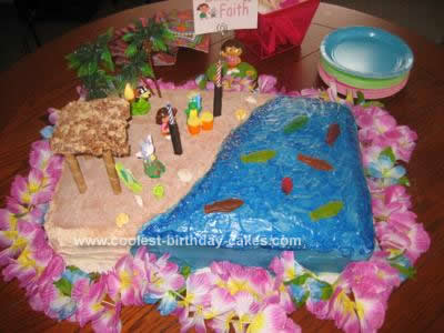 Luau Birthday Cakes on Coolest Dora Luau Beach Birthday Cake 62