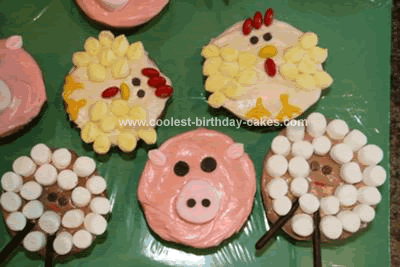Cupcake Home Decor on Coolest Farm Animal Cupcakes 2 21345990 Gif