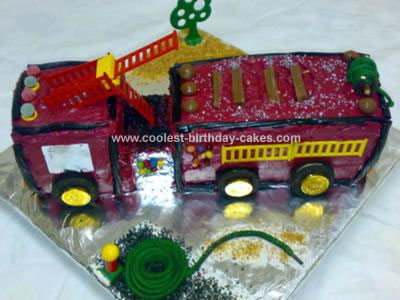 Fire Truck Birthday Cake on Coolest Fire Engine Birthday Cake 41 21332496 Jpg