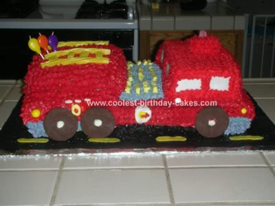   Birthday Cake on Coolest Fire Engine Birthday Cake 49
