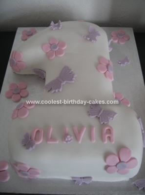 Unique  Birthday Party Themes on 1st Birthday Cakes For Girls