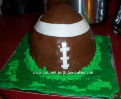 Football Birthday Cakes on Coolest Football Cake 141
