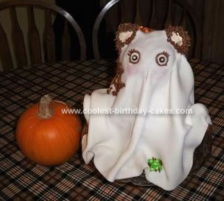 http://www.coolest-birthday-cakes.com/images/coolest-ghost-teddybear-cake-8-21334284.jpg