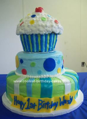 Girl Birthday Cakes on Coolest Giant Cupcake Cake 2