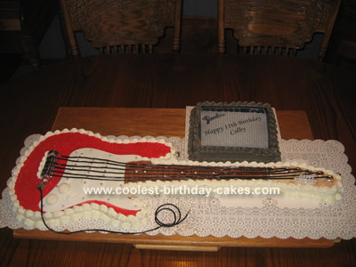 Guitar Birthday Cake on Coolest Guitar Cake 50 21324463 Jpg