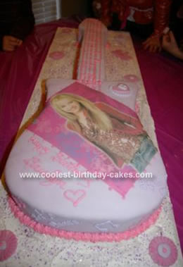 Guitar Birthday Cake on Coolest Hannah Montana Guitar Cake 108