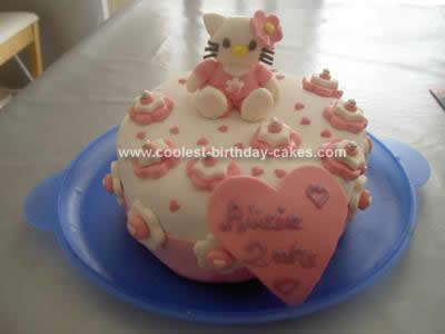  Kitty Birthday Cake on Coolest Hello Kitty Birthday Cake 157