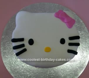  Kitty Birthday Cake on Hello Kitty Bow Template   Vector Site