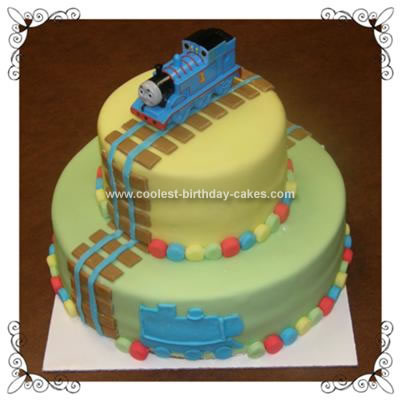 Train Birthday Cakes on Coolest Homemade Thomas The Train Cake 137
