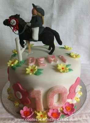 Horse Birthday Cake on Coolest Horse Cake 101