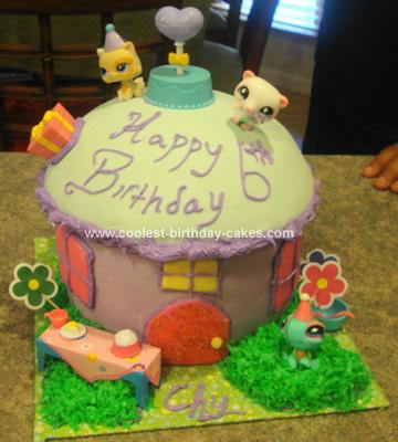 Sports Birthday Cakes on Coolest Littlest Petshop House Birthday Cake 16