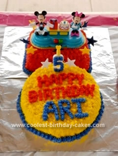 Mickey Mouse Birthday Party on Coolest Mickey Mouse Birthday Cake 33