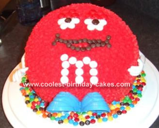 Birthday Cake Decorating Ideas on Coolest M M Character Cake 10