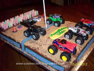 Cool Birthday Cakes on Coolest Monster Truck Birthday Cake 96