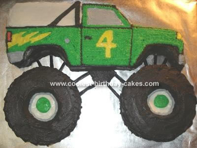 Truck Wheel on Coolest Monster Truck Cake 20 21323552 Jpg