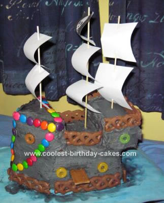 Pirate Birthday Cakes on Coolest Pirate Ship Cake 75