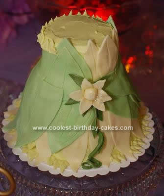 Birthday Party Characters on Coolest Princess Tiana Dress Cake 11