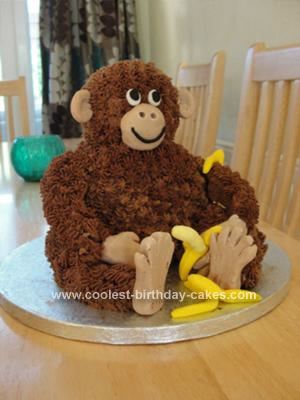 Monkey Birthday Cakes on Coolest Sitting Monkey Birthday Cake 100