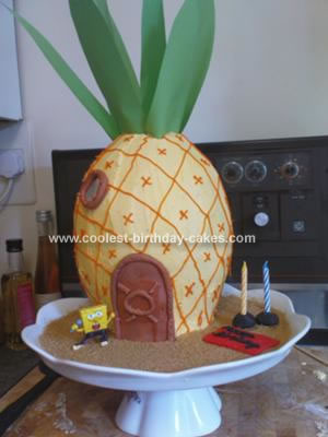 Homemade Birthday Cakes on Homemade Spongebobs Pineapple House Birthday Cake