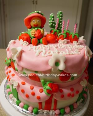 Angry Birds Birthday Cake on Shortcake Birthday Cake 43 21347915 Strawberry Birthday Cake For Girls