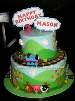  Story Birthday Cake on Coolest Thomas The Train Birthday Cake 136