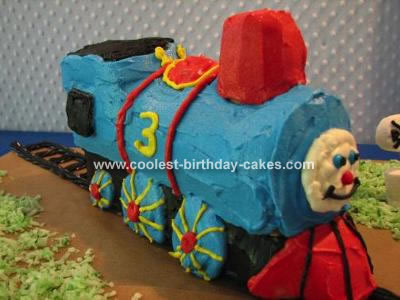 Train Birthday Cakes on Coolest Thomas The Train Cake 89