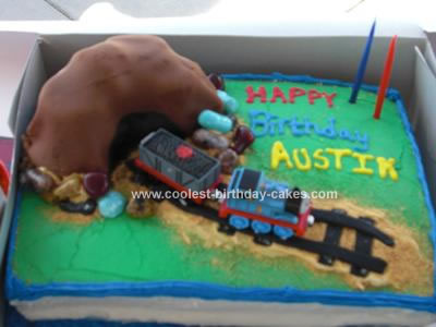 Homemade Birthday Cake on Homemade Thomas Train Birthday Cake