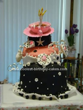 Birthday Cake  on Coolest Topsy Turvy Crazy Birthday Cake 4