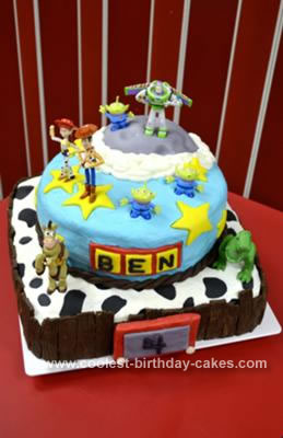 Walmart Birthday Cakes on Coolest Toy Story Cake 82