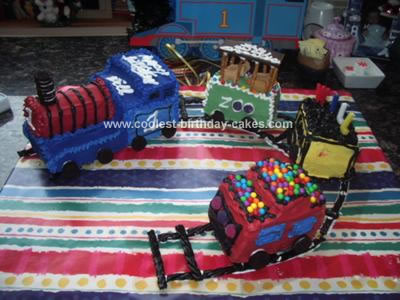 Spiderman Birthday Cakes on Coolest Train Cake 109