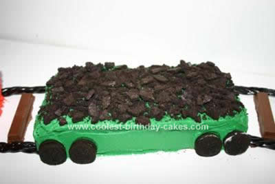 Train Birthday Cakes on Coolest Train Cake 169