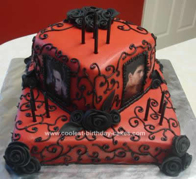 Twilight Birthday Cakes on Coolest Twilight Edward And Jacob Cake 22