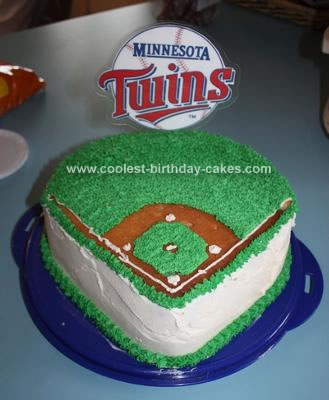 Baseball Birthday Cake on Coolest Twins Baseball Cake 83