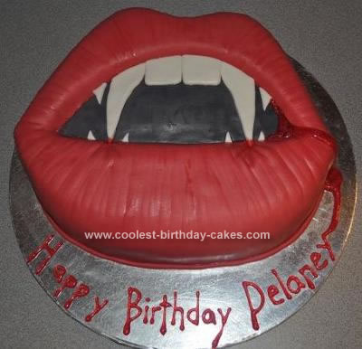 Homemade Birthday Cakes on Homemade Vampire Birthday Cake
