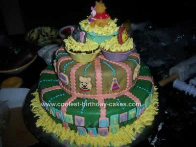 Winnie  Pooh Birthday Cake on Coolest Winnie The Pooh And Friends Birthday Cake 19