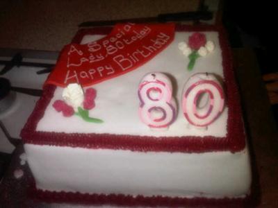 80th Birthday Cakes on Homemade 80th Rose Birthday Cake