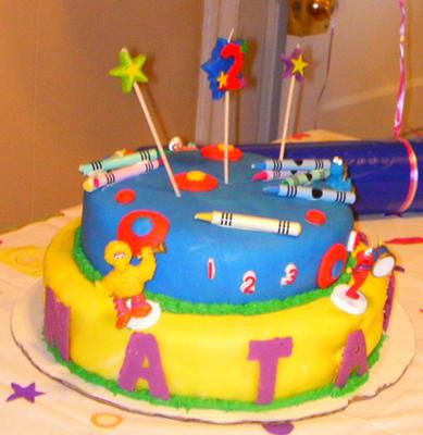 Elmo Birthday Cake on Homemade Crayon And Elmo Birthday Cake