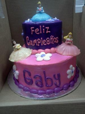 Disney Princess Birthday Cakes on Disney Princess 2 Tier